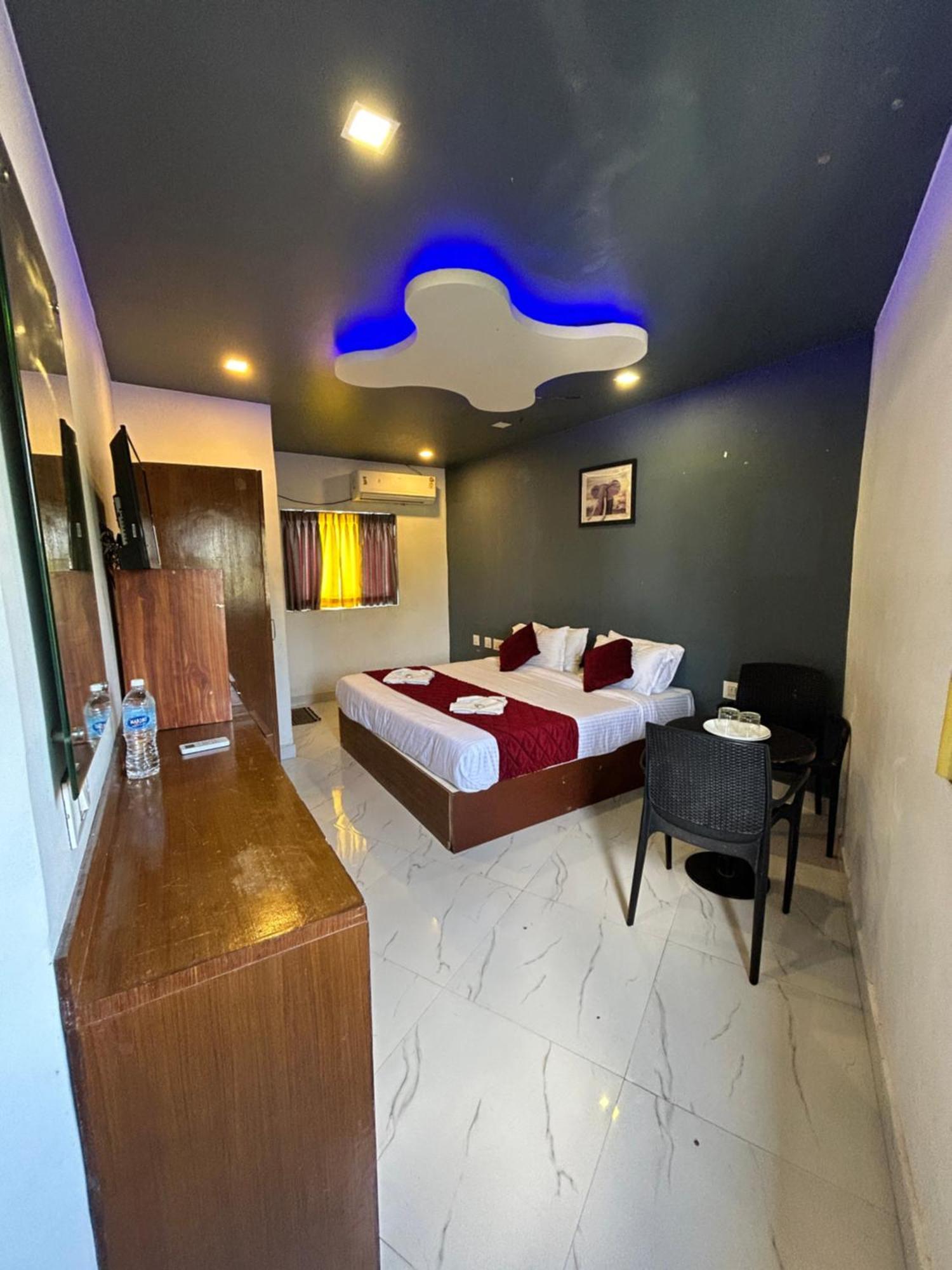 The Elite Beachview Pondicherry Bagian luar foto
