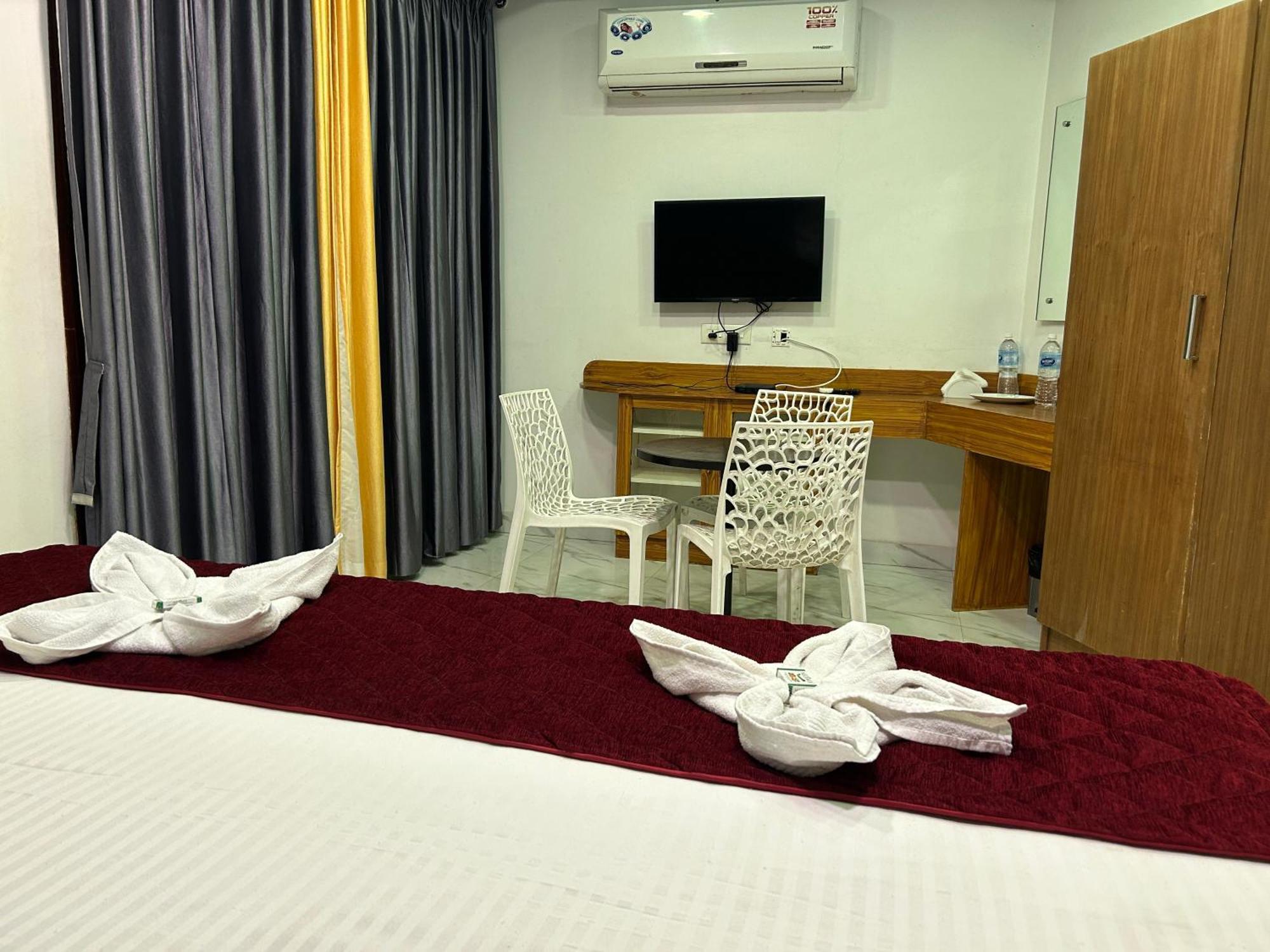 The Elite Beachview Pondicherry Bagian luar foto