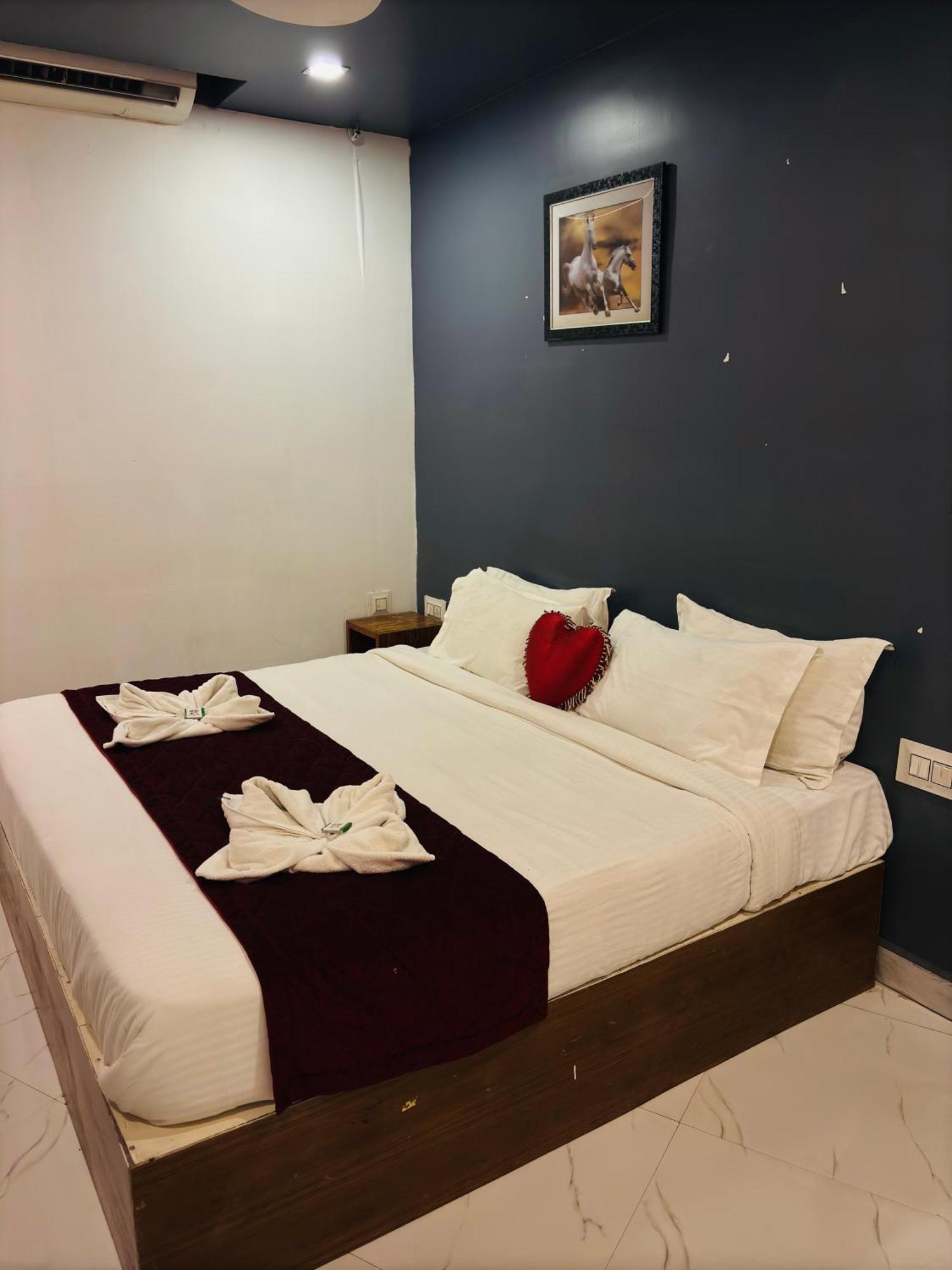 The Elite Beachview Pondicherry Bagian luar foto
