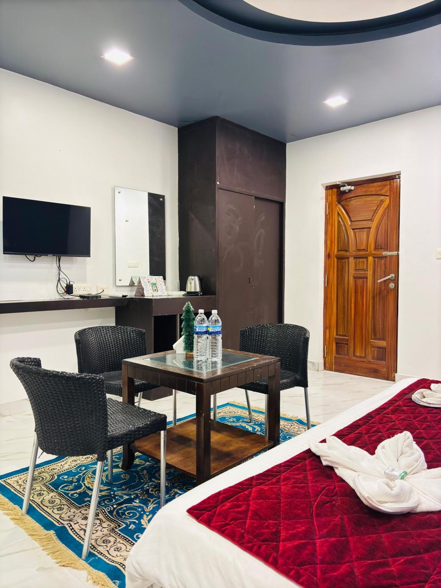 The Elite Beachview Pondicherry Bagian luar foto