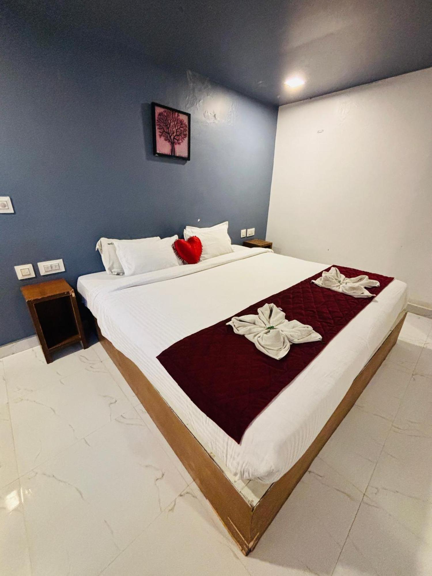 The Elite Beachview Pondicherry Bagian luar foto