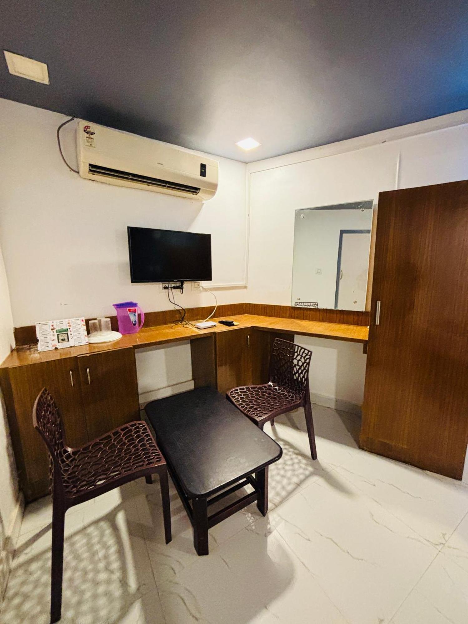 The Elite Beachview Pondicherry Bagian luar foto