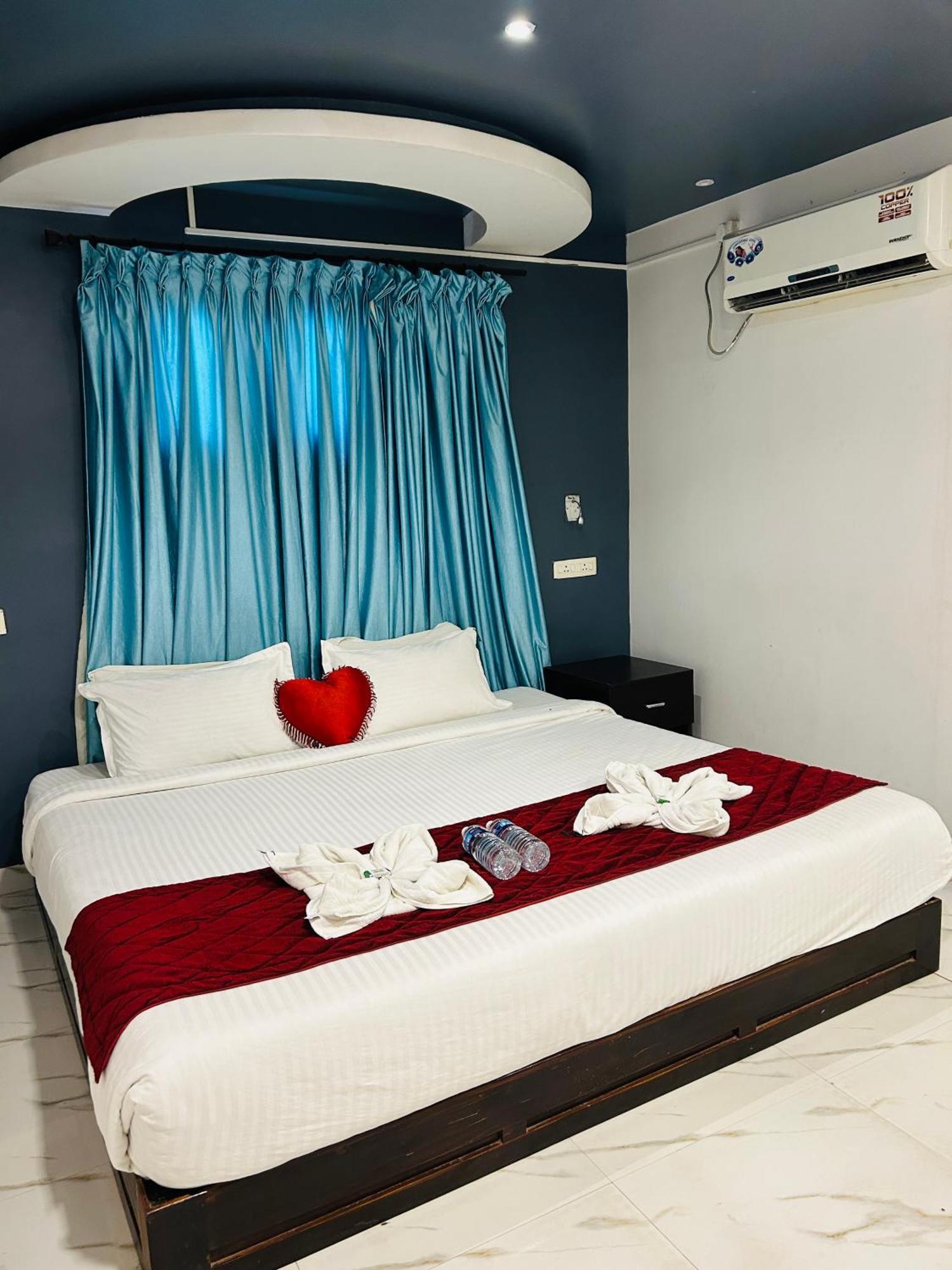 The Elite Beachview Pondicherry Bagian luar foto