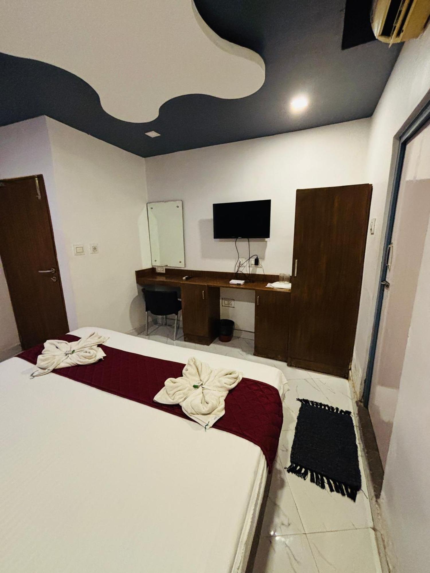 The Elite Beachview Pondicherry Bagian luar foto