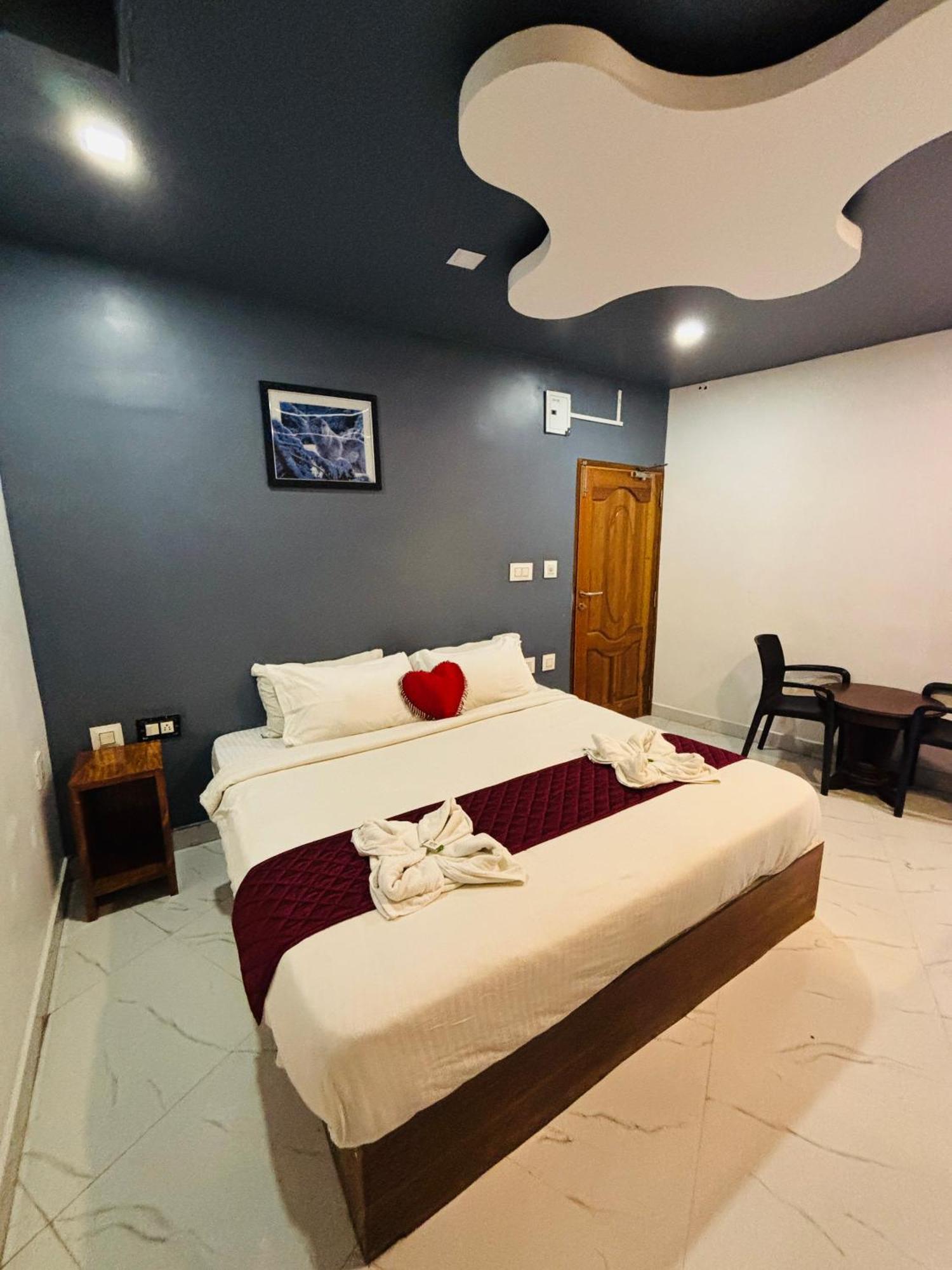 The Elite Beachview Pondicherry Bagian luar foto