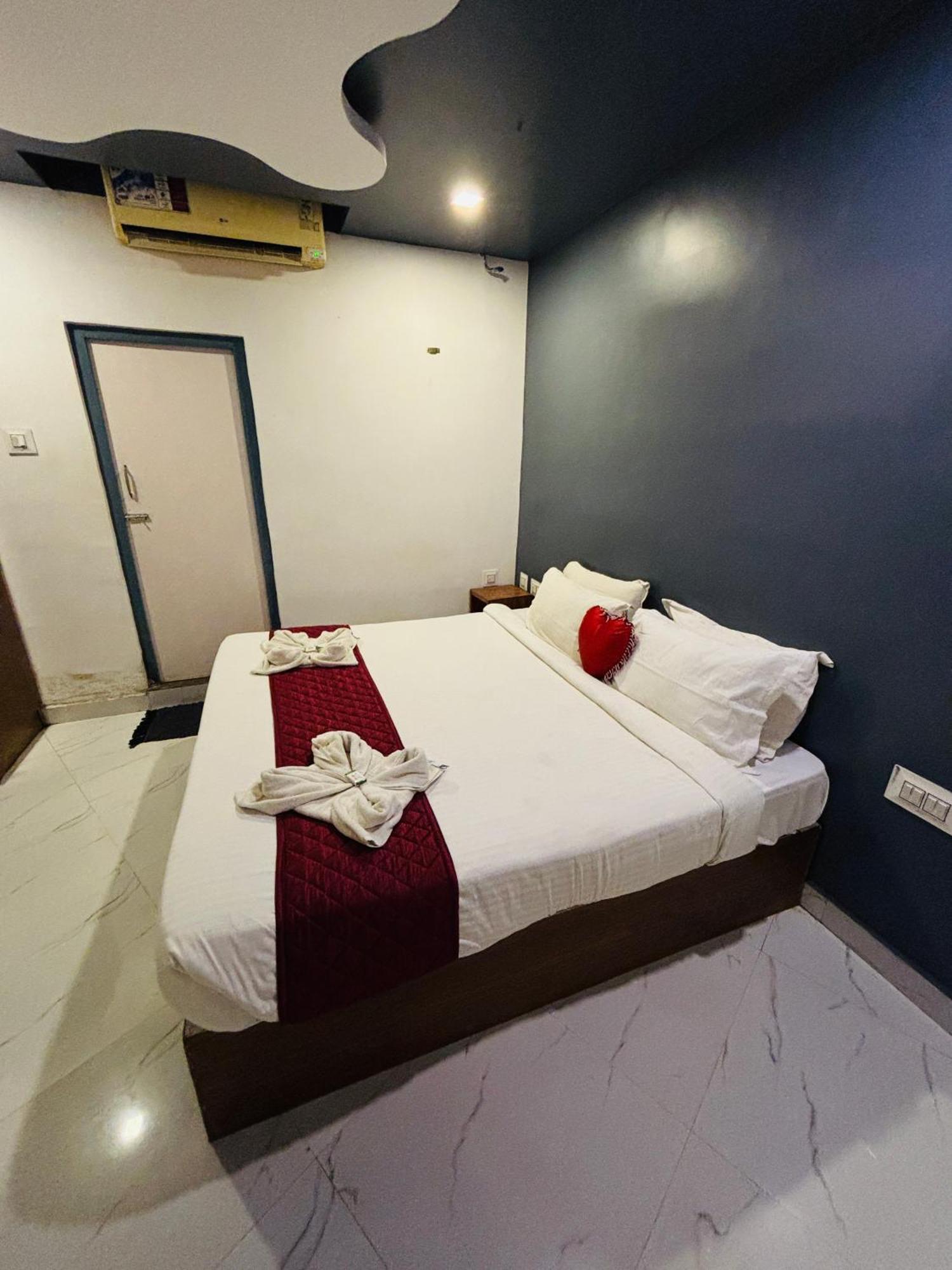 The Elite Beachview Pondicherry Bagian luar foto