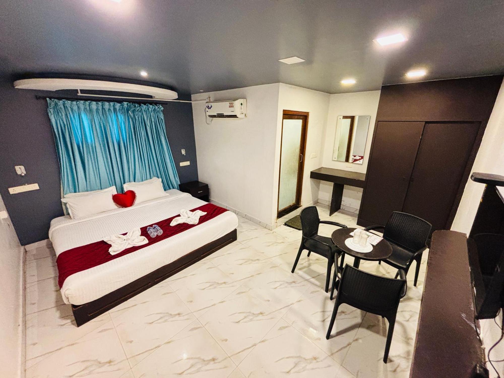 The Elite Beachview Pondicherry Bagian luar foto
