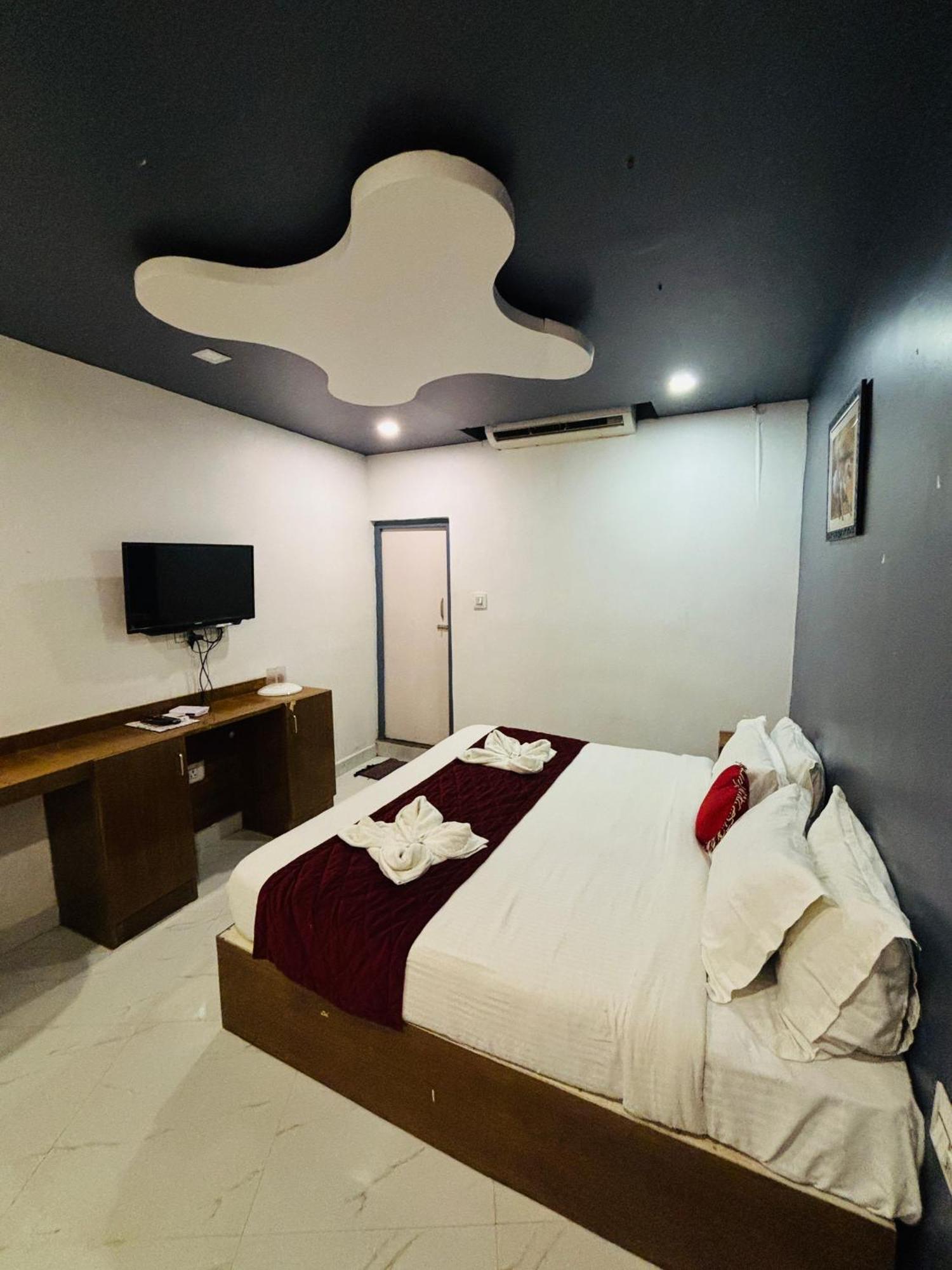 The Elite Beachview Pondicherry Bagian luar foto