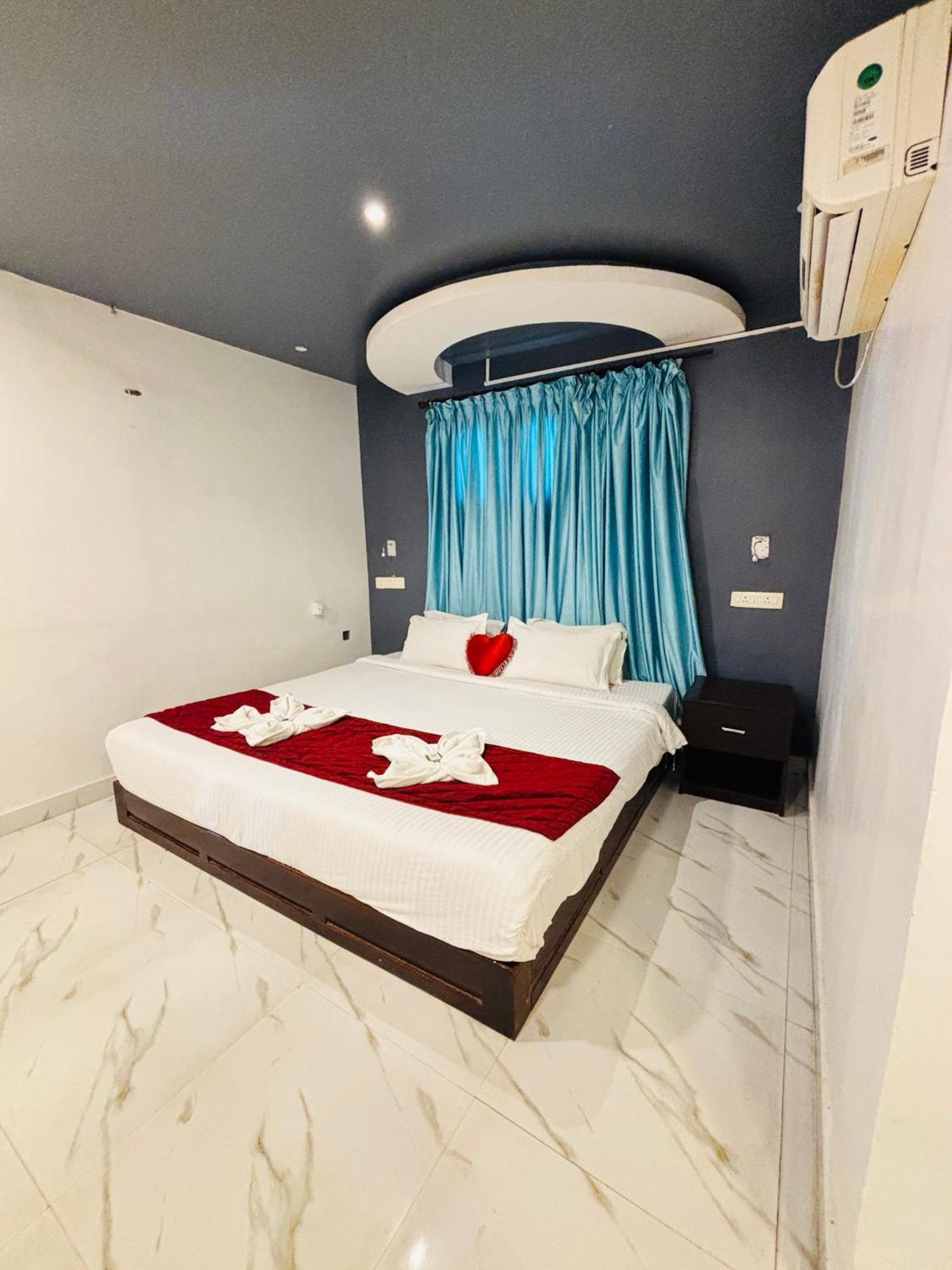 The Elite Beachview Pondicherry Bagian luar foto