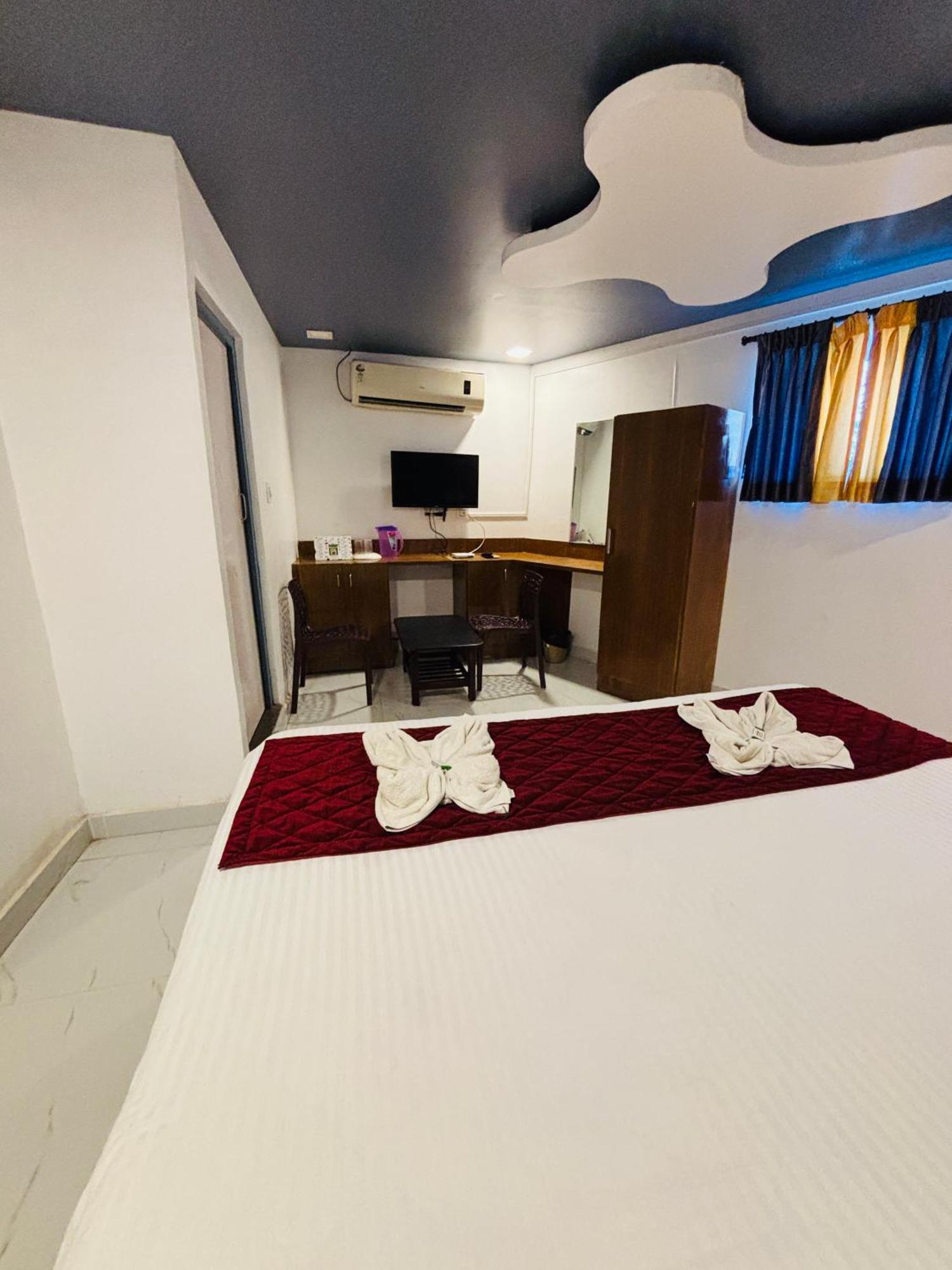 The Elite Beachview Pondicherry Bagian luar foto