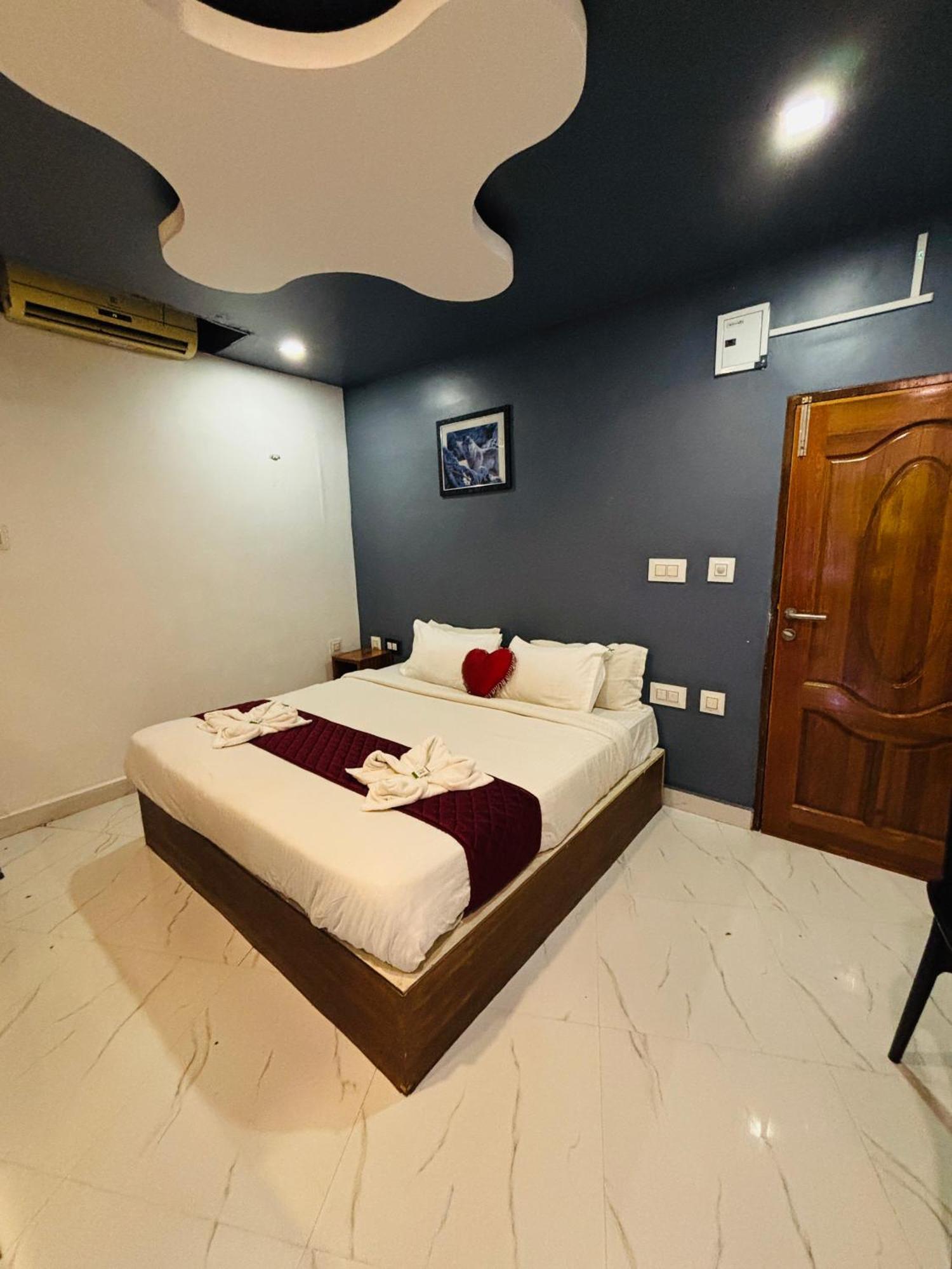 The Elite Beachview Pondicherry Bagian luar foto