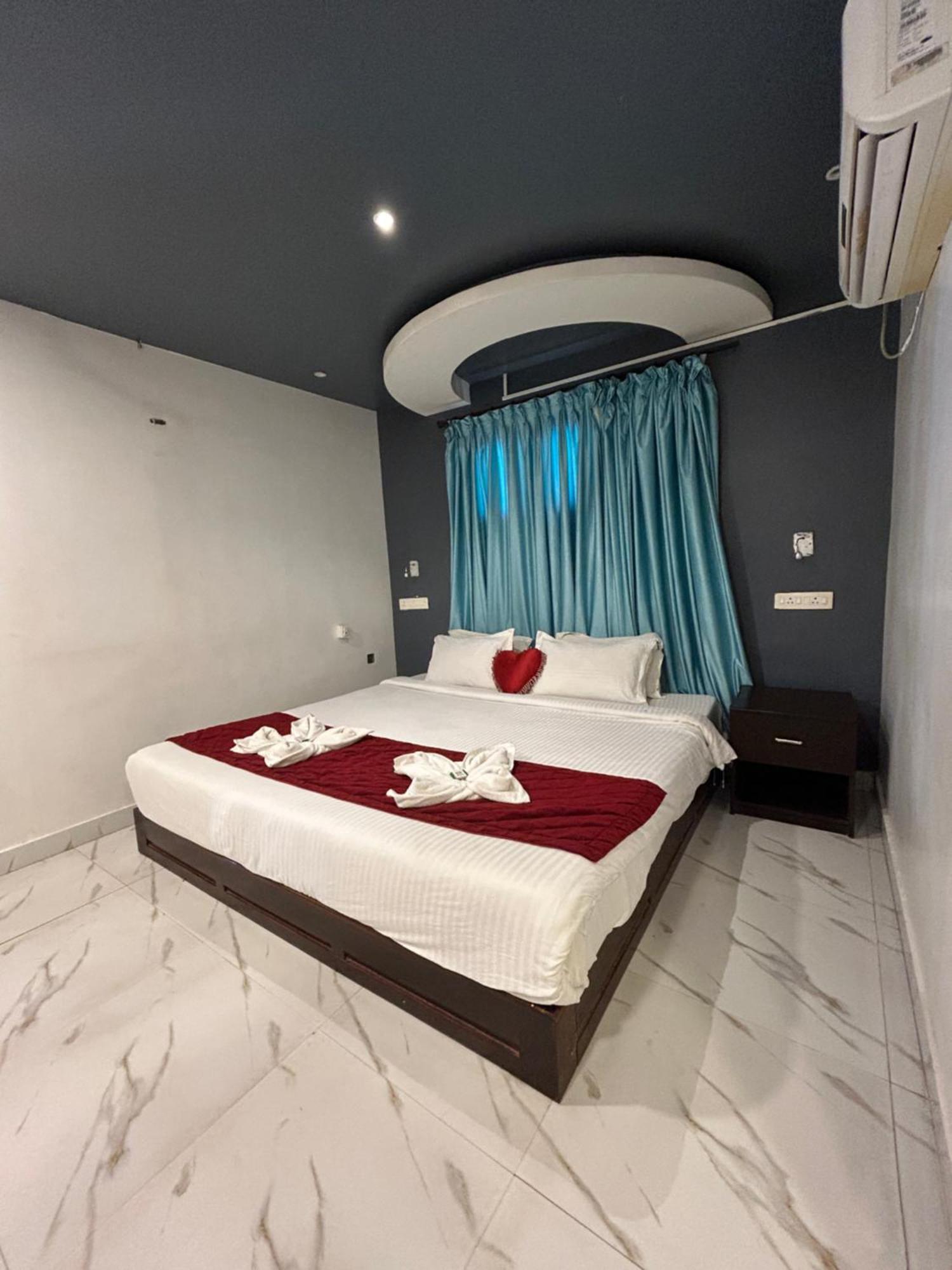 The Elite Beachview Pondicherry Bagian luar foto